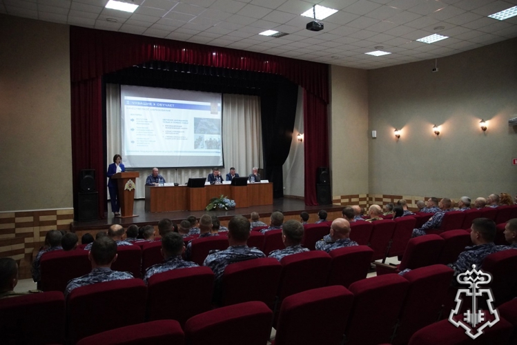 В региональном Управлении Росгвардии состоялась встреча личного состава с вице-премьером Правительства и министром здравоохранения Чувашии