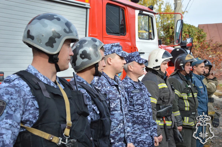 В Алатырском филиале вневедомственной охраны Росгвардии провели тренировочные пожарно-тактические занятия 