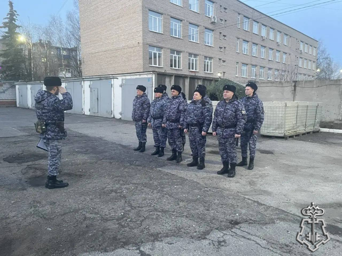 В Чебоксарах сотрудники и военнослужащие Росгвардии приняли участие в обеспечении безопасности пасхальных богослужений