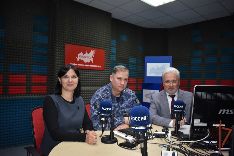 Офицер Управления вневедомственной охраны Росгвардии по Чувашии рассказал о службе в прямом эфире «Радио России» 